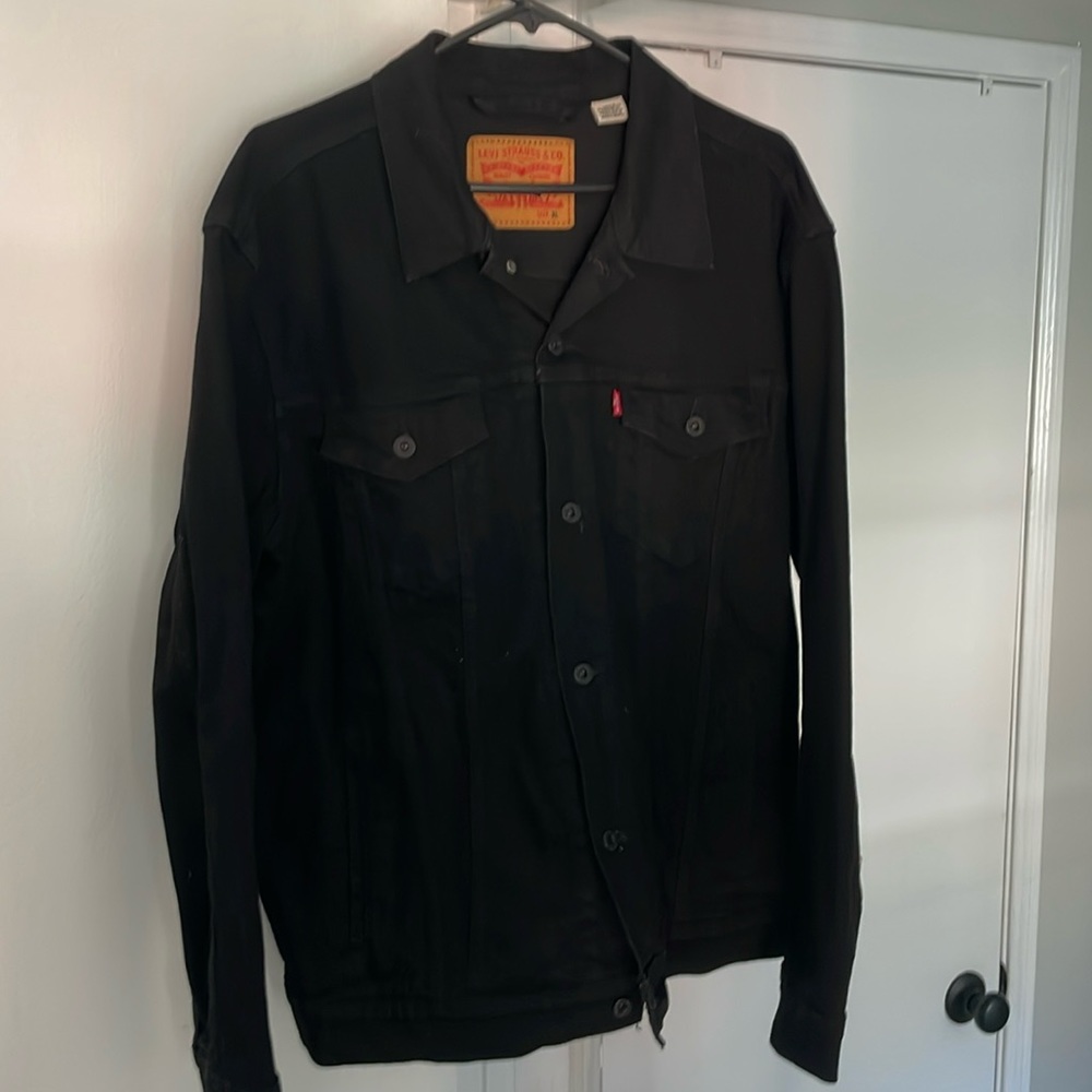 Levi’s men’s trucker jacket